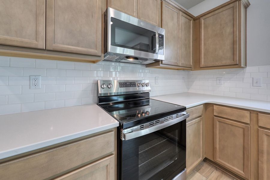 Furnished interior view inside a new home in Hainer Place, Conway (Image 10).