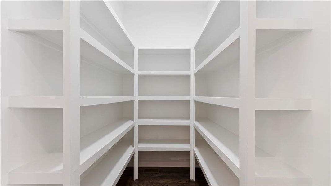 Spacious, unfurnished interior of a new home in , Marietta (Image 39). Spacious, unfurnished interior of a new home in , Marietta (Image 39).
