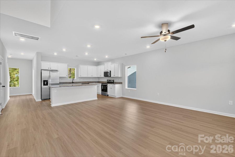 Spacious, unfurnished interior of a new home in Knights Bridge, Richburg (Image 10).