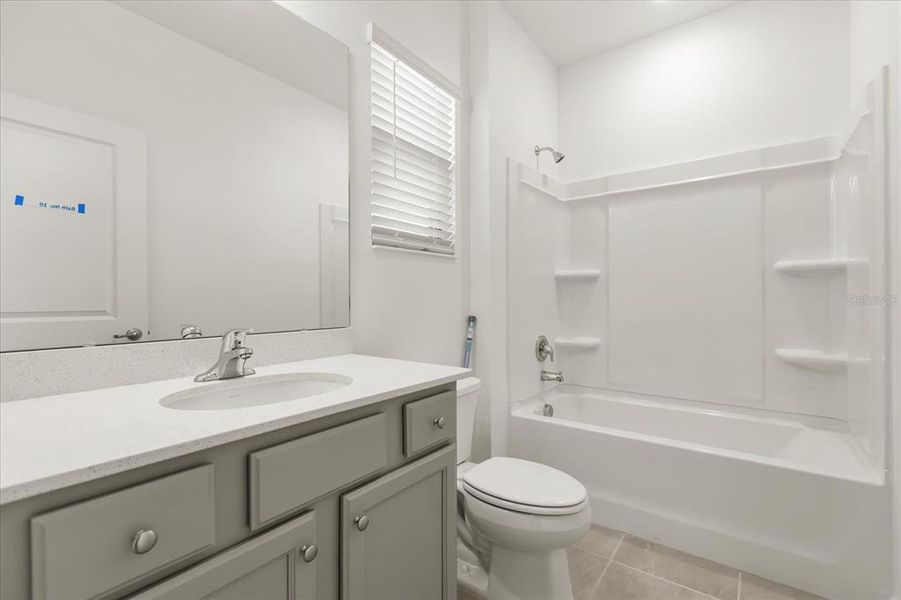 Furnished interior view inside a new home in , Orlando (Image 11).