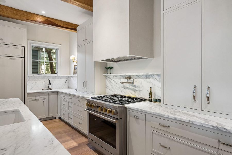 Furnished interior view inside a new home in , Charleston (Image 7).