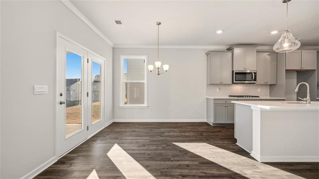 Spacious, unfurnished interior of a new home in Water Oak Estates, Lawrenceville (Image 27).