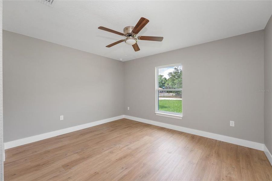 Spacious, unfurnished interior of a new home in , Citrus Springs (Image 26).
