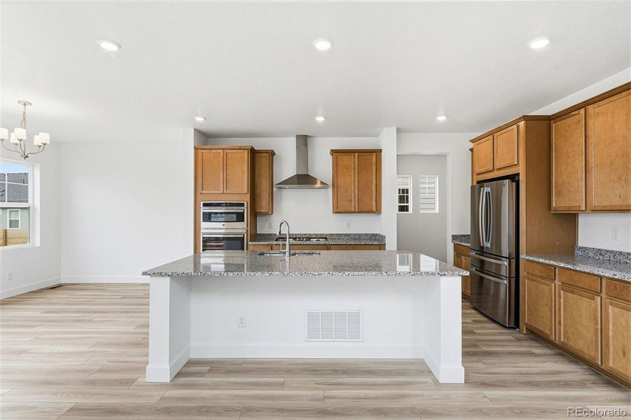 3323 N Catawba ~ Ready Now