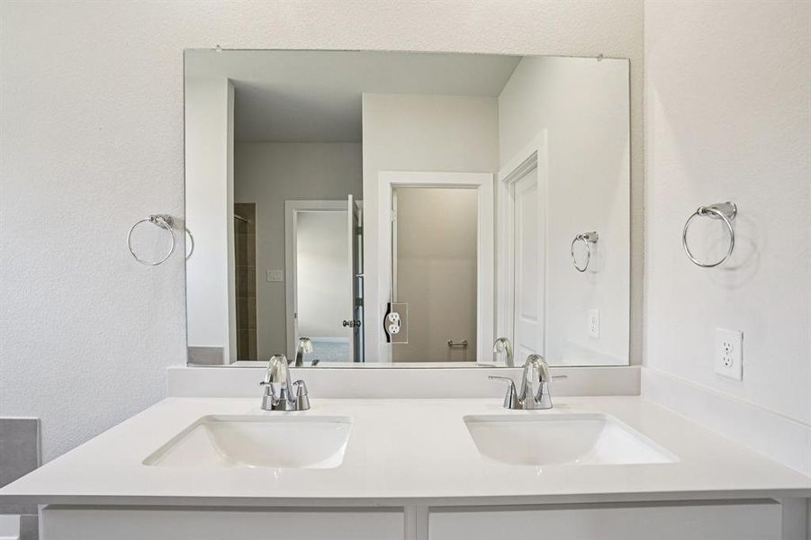 Close-up of interior finishes inside a home in Lone Oak, Alvarado (Image 12). Close-up of interior finishes inside a home in Lone Oak, Alvarado (Image 12).