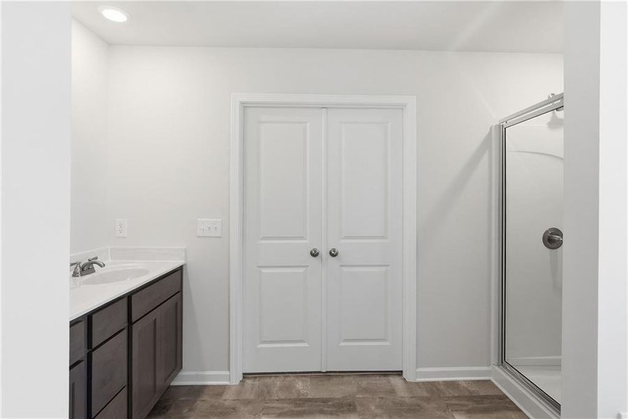 Furnished interior view inside a new home in , Jefferson (Image 10).