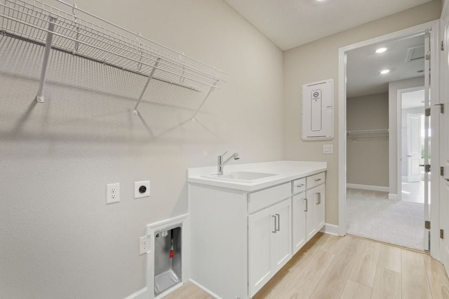 Representative furnished interior of a home built from the Sanibel by Taylor Morrison in Headwaters at Lofton Creek, Yulee (Image 10). Representative furnished interior of a home built from the Sanibel by Taylor Morrison in Headwaters at Lofton Creek, Yulee (Image 10).