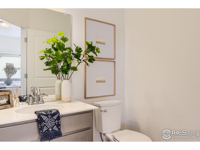 Half bath (2nd level) Half bath (2nd level)