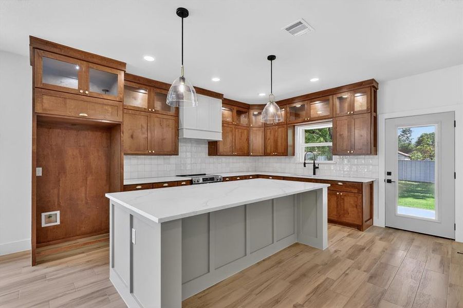 Furnished interior view inside a new home in , River Oaks (Image 7). Furnished interior view inside a new home in , River Oaks (Image 7).
