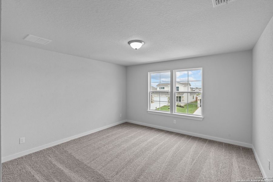Spacious, unfurnished interior of a new home in August Fields, New Braunfels (Image 21). Spacious, unfurnished interior of a new home in August Fields, New Braunfels (Image 21).