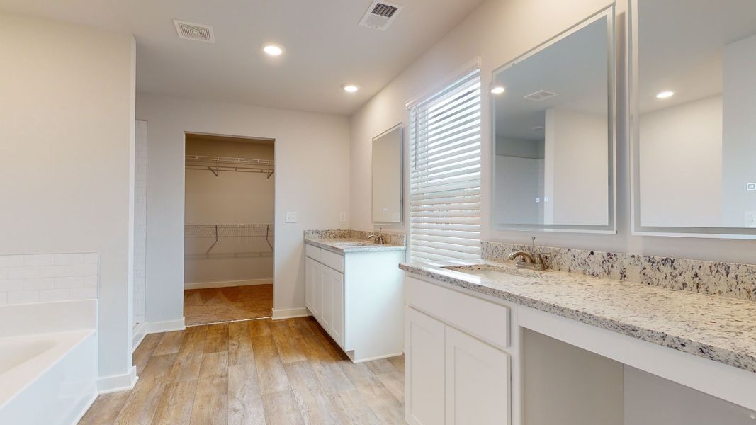 5br New Home in Fairburn, GA.  - Slide 44