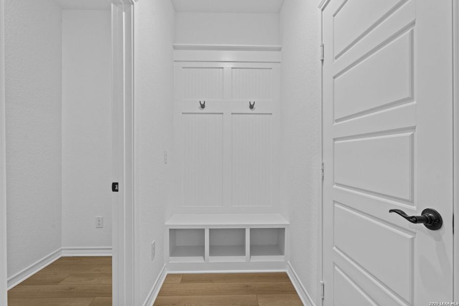 Spacious, unfurnished interior of a new home in Nopal Valley, San Antonio (Image 13). Spacious, unfurnished interior of a new home in Nopal Valley, San Antonio (Image 13).