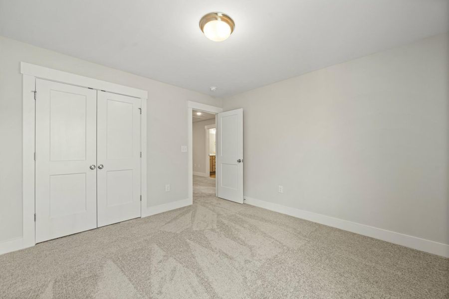 Spacious, unfurnished interior of a new home in Harbor Crossing, Greensboro (Image 25).