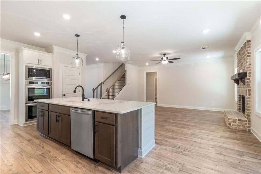 Furnished interior view inside a new home in Red Oak Ridge, Loganville (Image 7). Furnished interior view inside a new home in Red Oak Ridge, Loganville (Image 7).