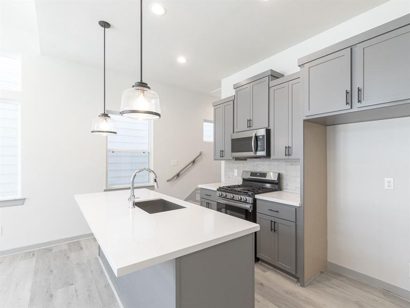 Image 11 of a home in The Emile District.