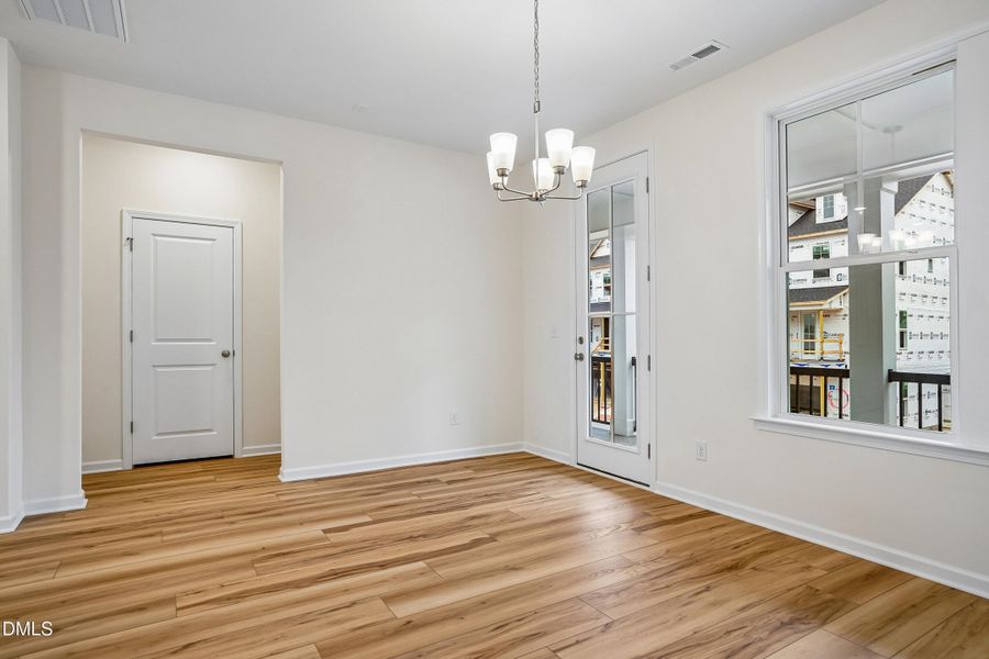 16-Dining Room