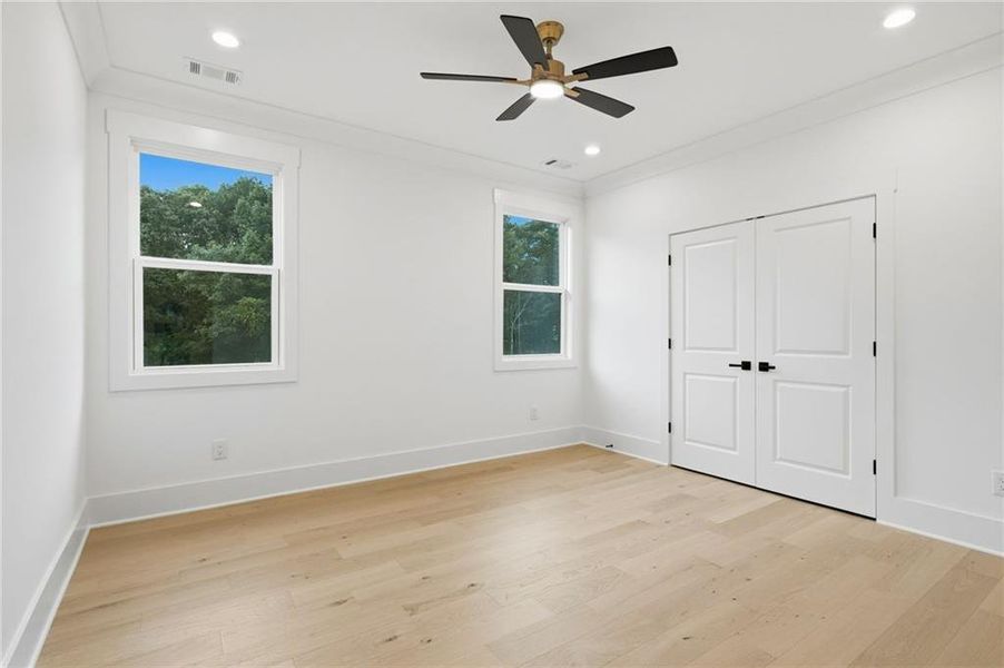 Spacious, unfurnished interior of a new home in , Jefferson (Image 58).
