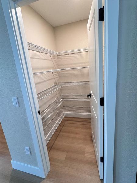 Spacious, unfurnished interior of a new home in , Ocala (Image 10).
