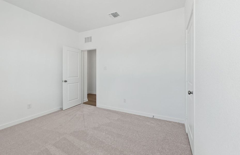 Spacious, unfurnished interior of a new home in County View, Temple (Image 40). Spacious, unfurnished interior of a new home in County View, Temple (Image 40).