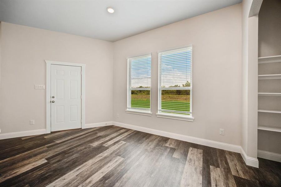 Spacious, unfurnished interior of a new home in , Corsicana (Image 32).