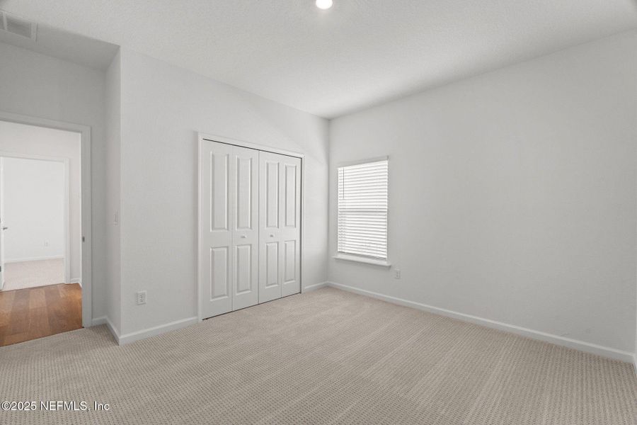 Spacious, unfurnished interior of a new home in Beacon Lake, St. Augustine (Image 28).
