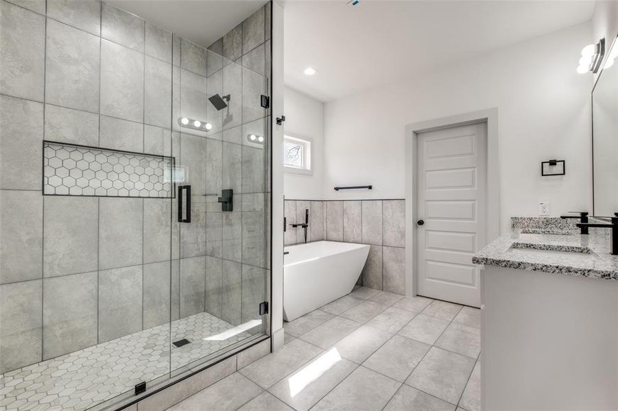 Furnished interior view inside a new home in , Dallas (Image 6).