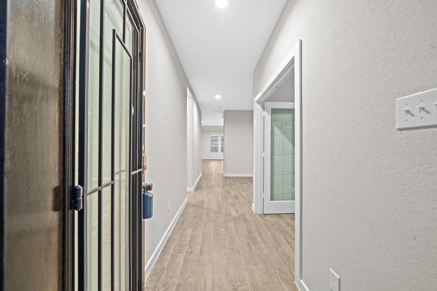 Spacious, unfurnished interior of a new home in Cypress Green, Hockley (Image 28). Spacious, unfurnished interior of a new home in Cypress Green, Hockley (Image 28).