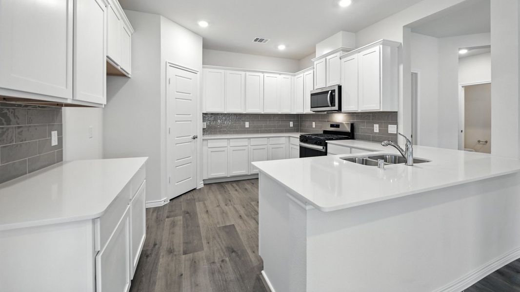 Furnished interior view inside a new home in Bel Air Village, Sherman (Image 5). Furnished interior view inside a new home in Bel Air Village, Sherman (Image 5).