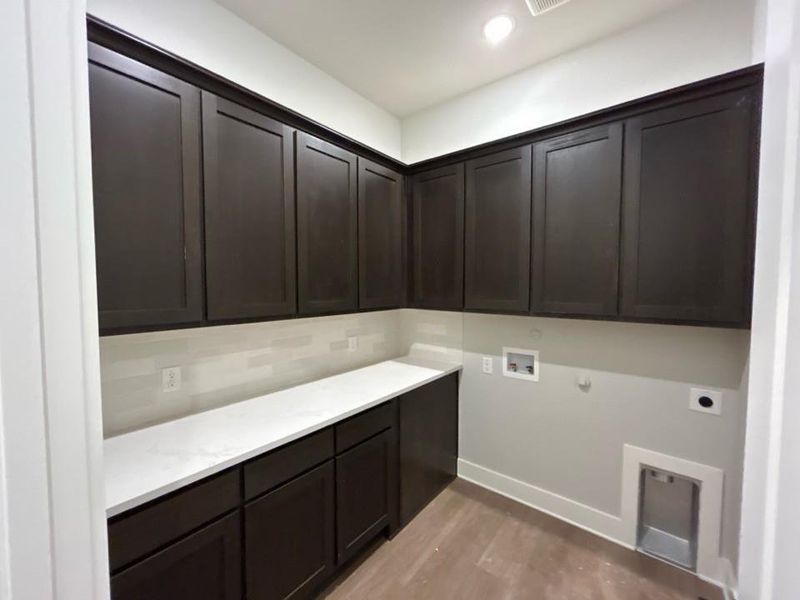Furnished interior view inside a new home in Creekview Addition, Van Alstyne (Image 7).