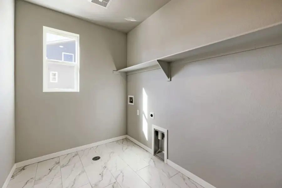 New Home in Parker, CO.  - Slide 29