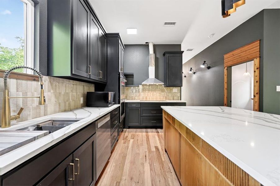 Furnished interior view inside a new home in , Mabank (Image 11). Furnished interior view inside a new home in , Mabank (Image 11).