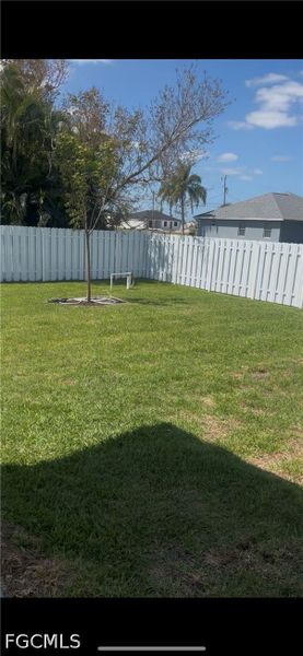 Exterior details and patio area of a home in Cape Coral, Cape Coral (Image 22).