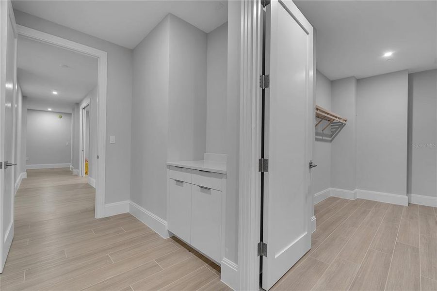 Spacious, unfurnished interior of a new home in , Sarasota (Image 22). Spacious, unfurnished interior of a new home in , Sarasota (Image 22).