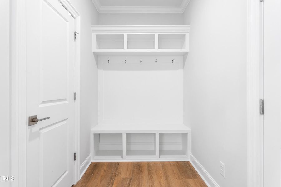 1246 Jamestowne Drive-20