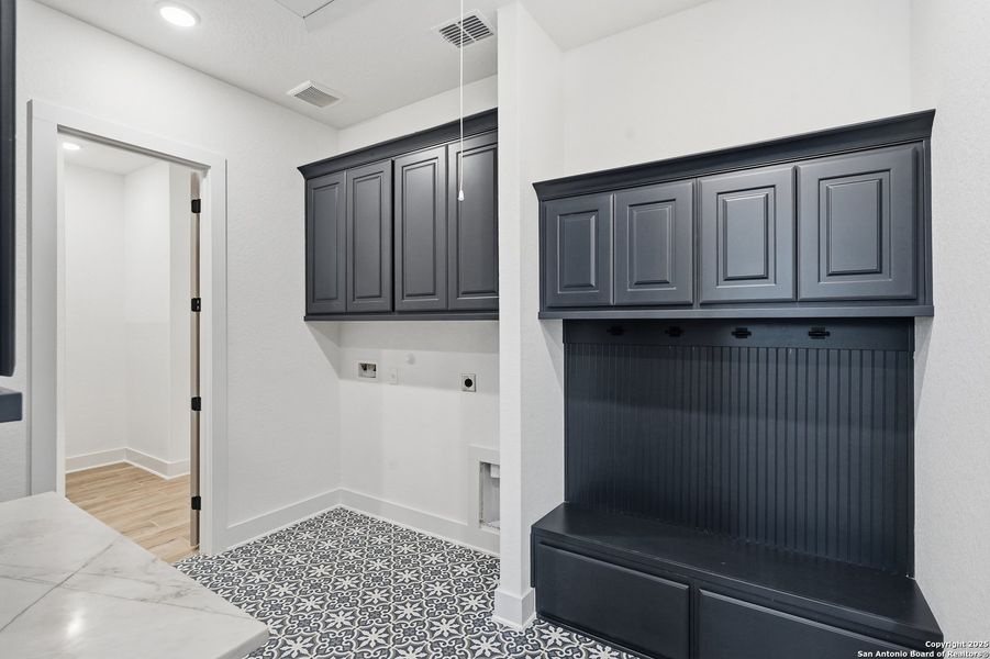 Image 46 of a home in Caliza Reserve. Image 46 of a home in Caliza Reserve.