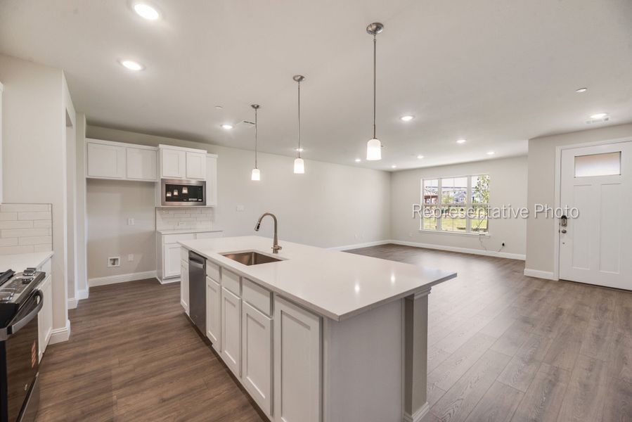 Photo representation of the Holbrook floorplan. Colors, finishes and options will vary.