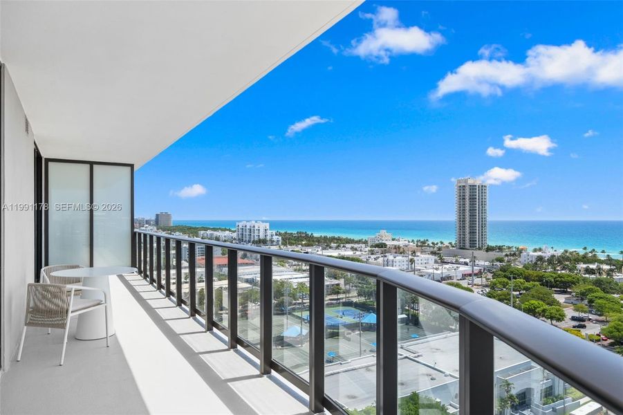 Condo located in Miami Beach, FL showcasing its design and architecture (Image 3).