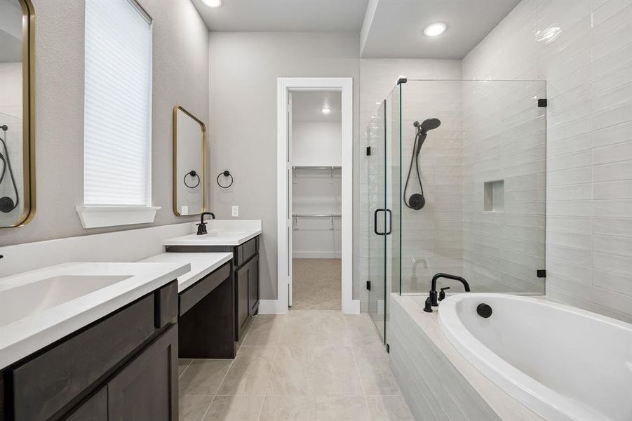 Furnished interior view inside a new home in , Fort Worth (Image 12).