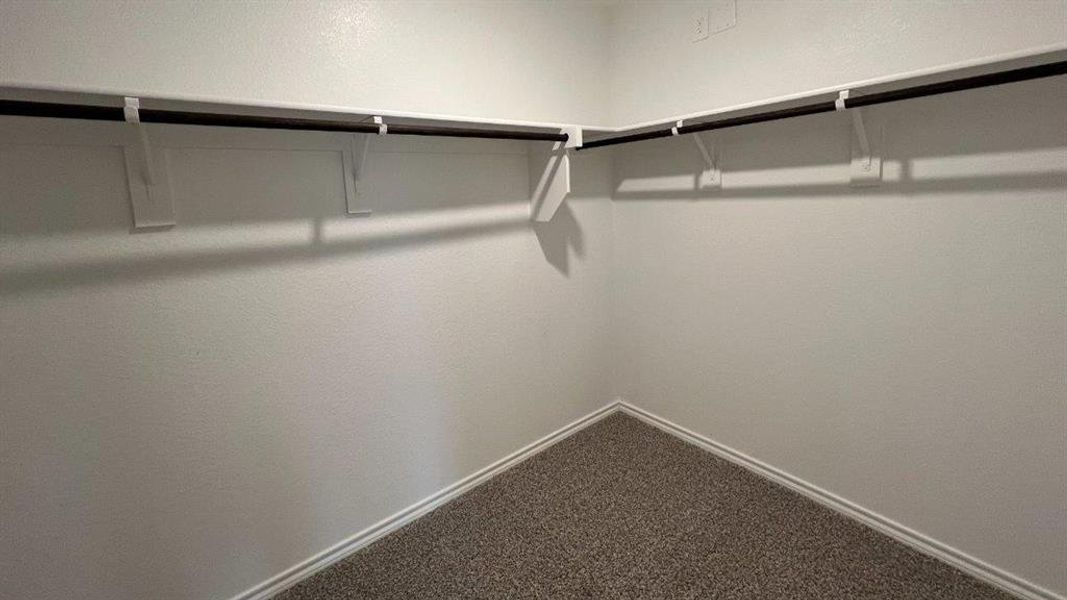 Spacious, unfurnished interior of a new home in Rosewood at Beltmill, Fort Worth (Image 16). Spacious, unfurnished interior of a new home in Rosewood at Beltmill, Fort Worth (Image 16).