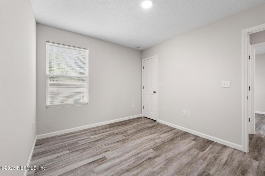 Spacious, unfurnished interior of a new home in , Jacksonville (Image 22).