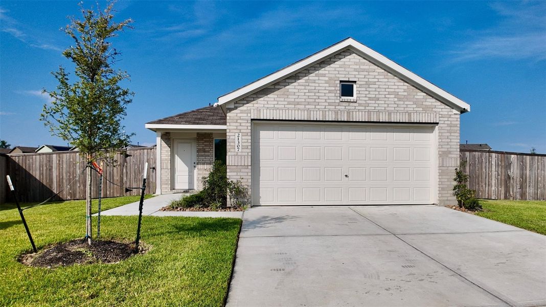 Beautiful 3-bedroom, 2-bath home with great curb appeal, a spacious driveway, and attached 2 car garage-ready for you to move in and enjoy all the amenities this community has to offer. Beautiful 3-bedroom, 2-bath home with great curb appeal, a spacious driveway, and attached 2 car garage-ready for you to move in and enjoy all the amenities this community has to offer.