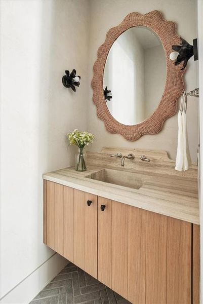 Image 37 of a home in .