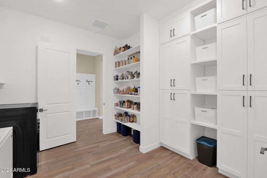 3008 Flintlock - 38Primary Closet