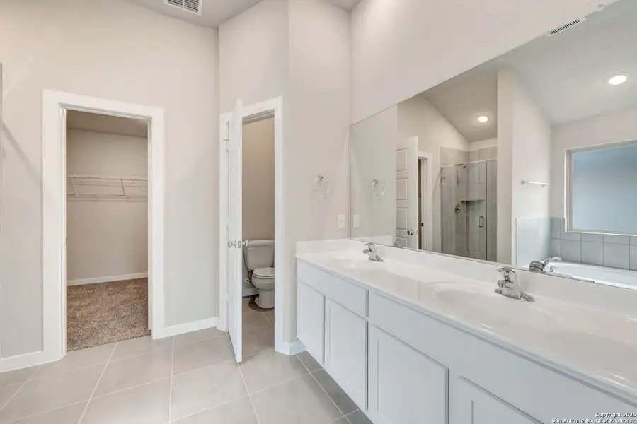 Furnished interior view inside a new home in Winding Brook, San Antonio (Image 8).