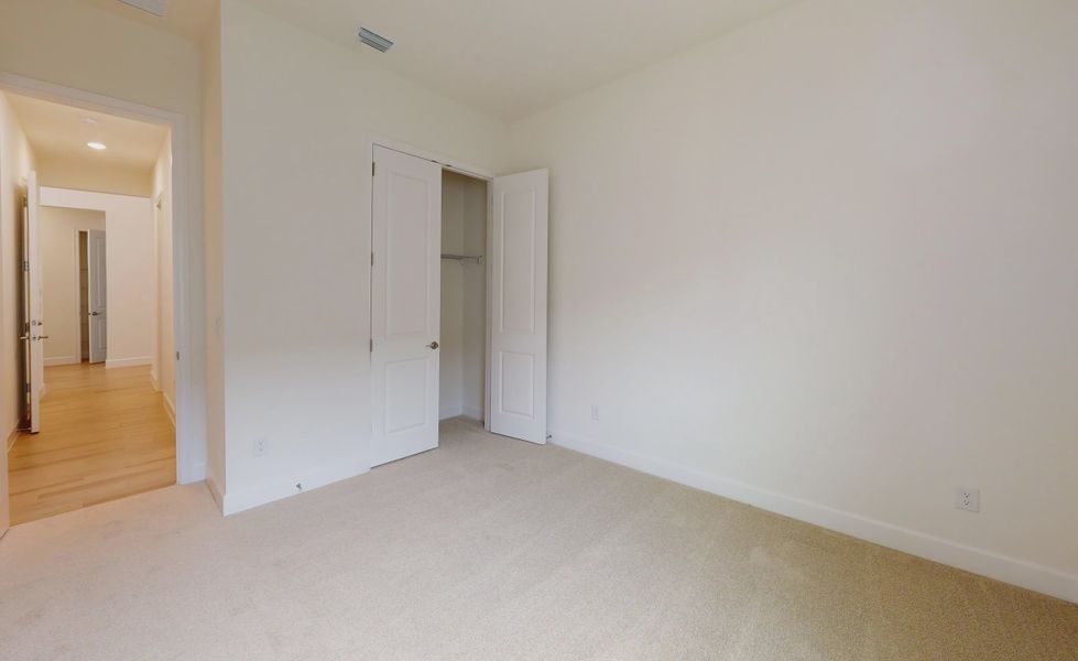 Spacious, unfurnished interior of a new home in Woodhaven, Port Orange (Image 33).
