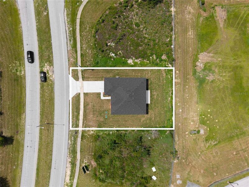 Front exterior of a new home in , Ocala, FL, highlighting curb appeal (Image 27).