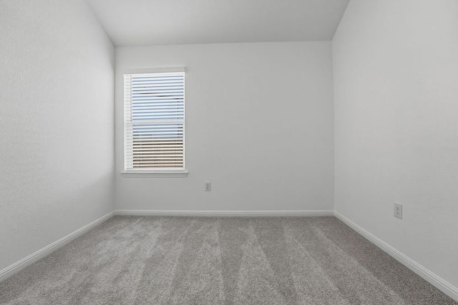 Spacious, unfurnished interior of a new home in Longview, Del Valle (Image 19).