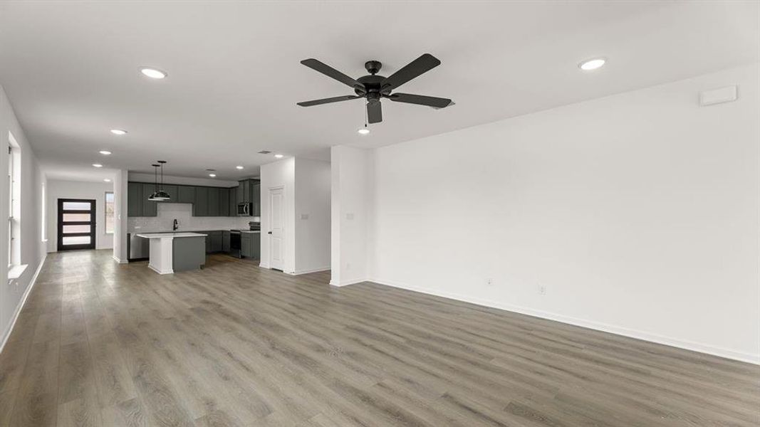 Spacious, unfurnished interior of a new home in Churchill 40s, Anna (Image 21). Spacious, unfurnished interior of a new home in Churchill 40s, Anna (Image 21).