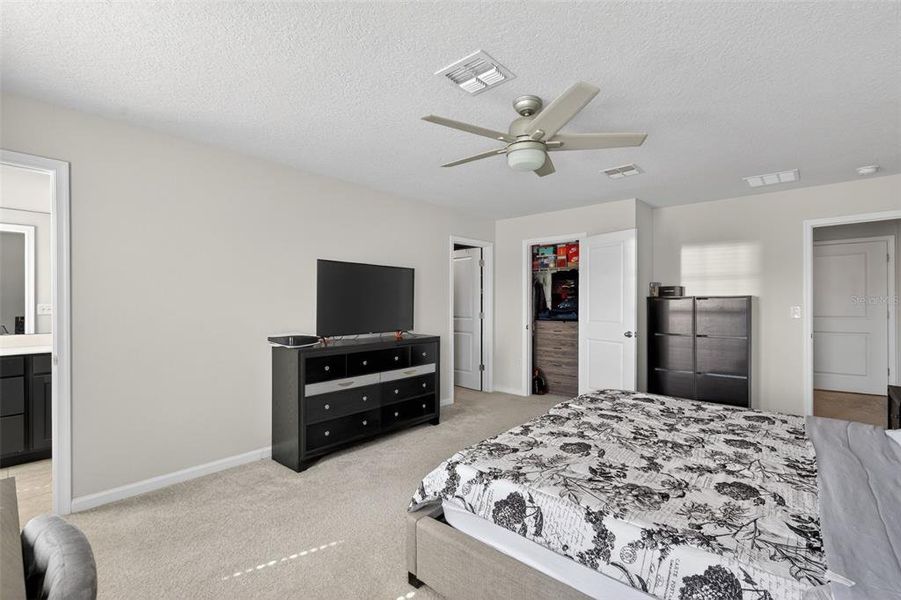 Furnished interior view inside a new home in , Haines City (Image 13).