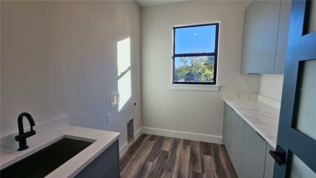 Furnished interior view inside a new home in , Tampa (Image 9).